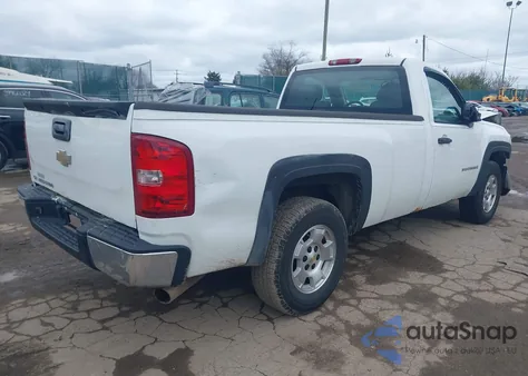 2008 Chevrolet Silverado 1500 Work Truck z USA, uszkodzony, nr VIN 1GCEC14X78Z175850